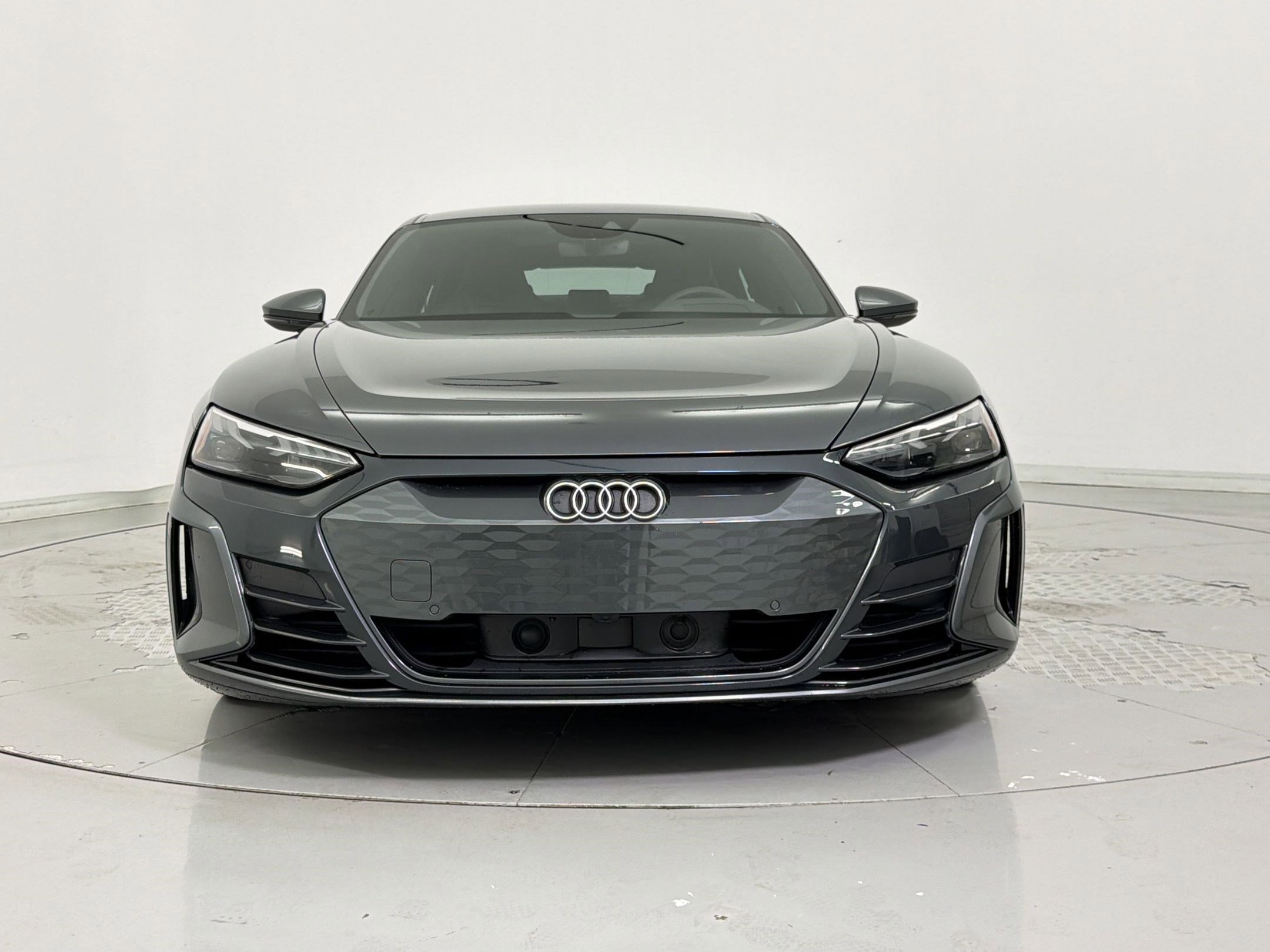 Used 2023 Audi e-tron GT Premium Plus AWD/4WD image 5