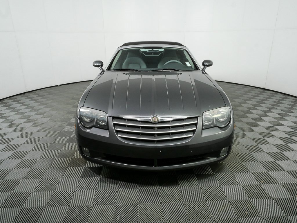 Used 2005 Chrysler Crossfire Limited image 28
