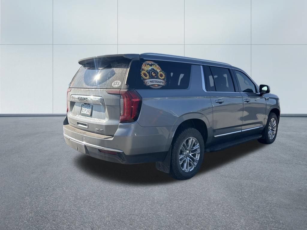 Used 2023 GMC Yukon XL SLT w/ SLT Luxury Package AWD/4WD image 2