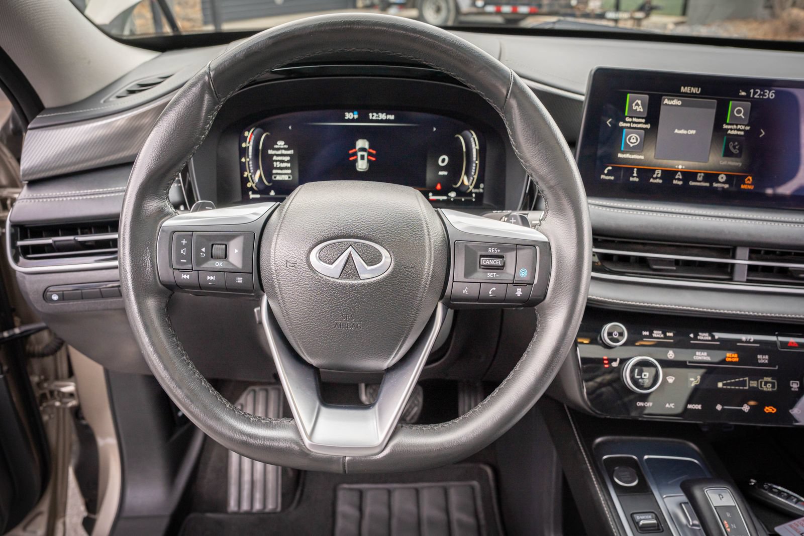 Used 2023 INFINITI QX60 Luxe AWD/4WD image 16