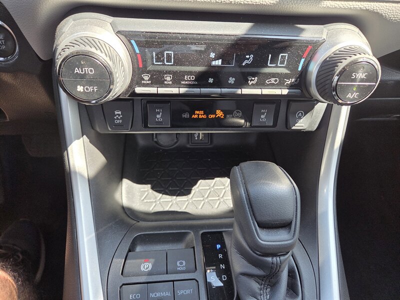 Used 2023 Toyota RAV4 XLE w/ Convenience Package AWD/4WD image 21