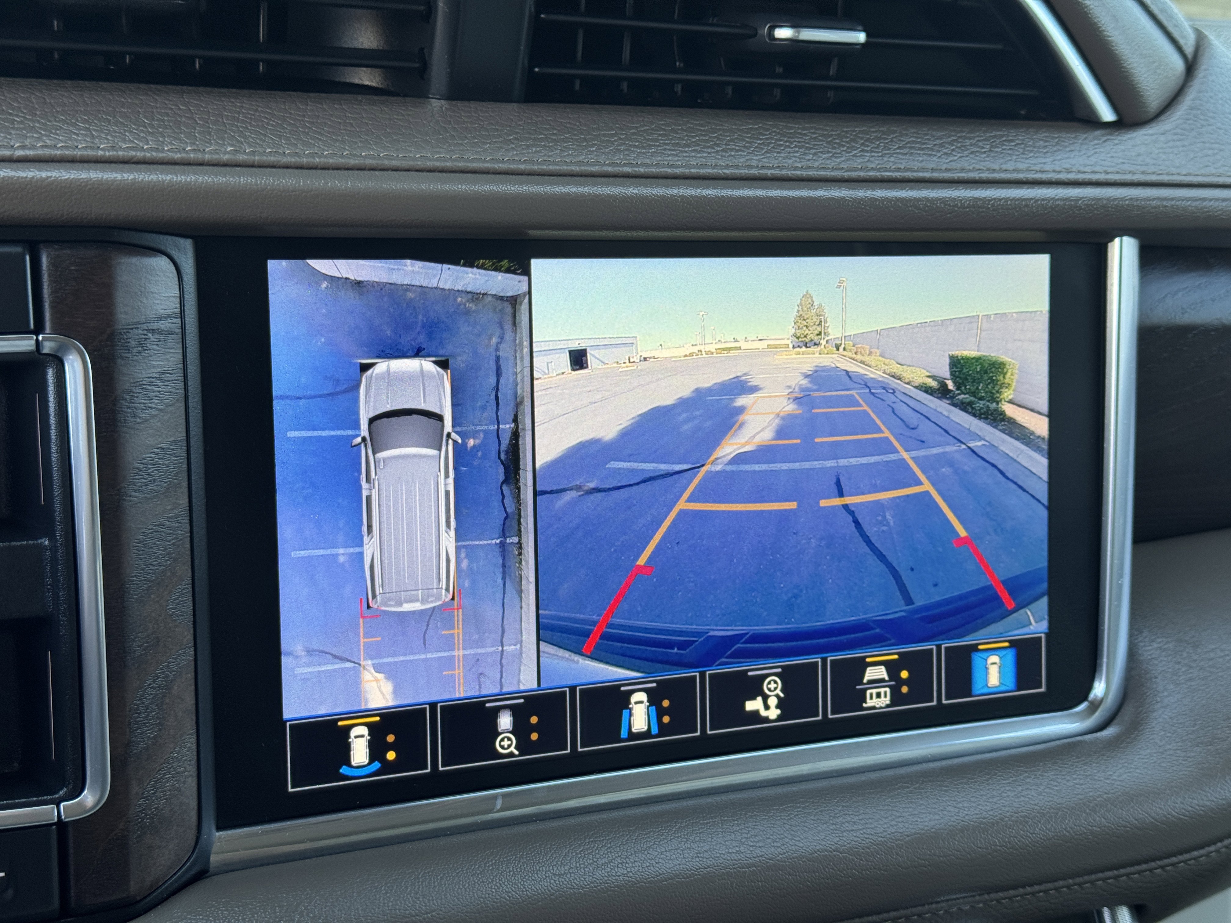 Certified 2021 GMC Yukon Denali image 27