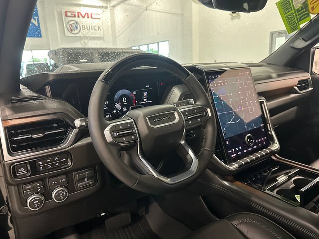 Used 2026 GMC Yukon Denali w/ Denali Reserve Package AWD/4WD image 12