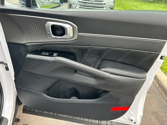 Used 2023 Kia Sorento SX AWD/4WD image 44