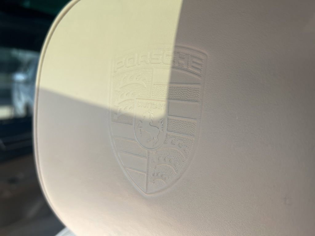 Used 2021 Porsche Cayenne AWD/4WD image 17