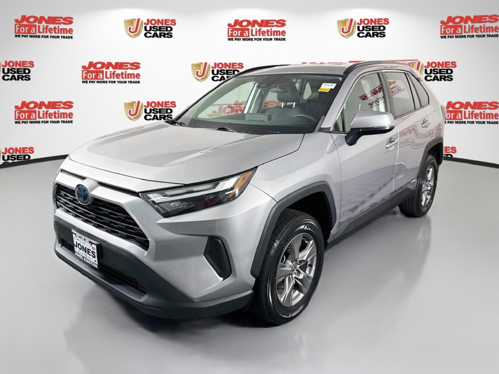 Used 2023 Toyota RAV4 XLE AWD/4WD image 12