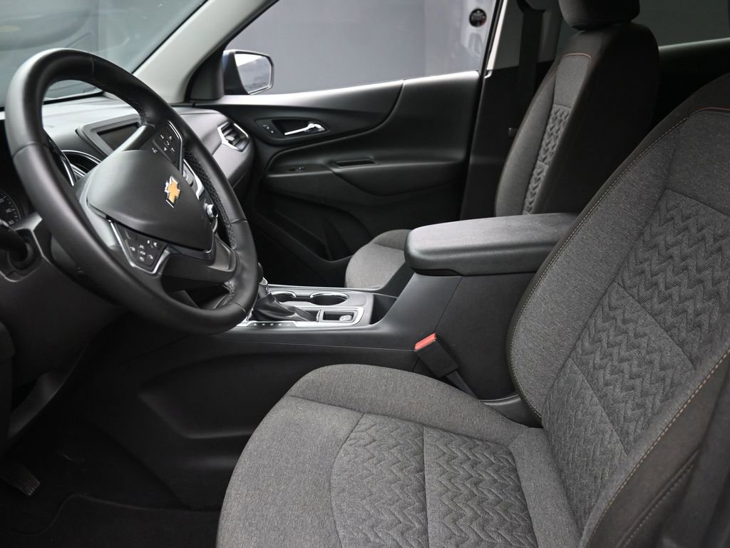Used 2024 Chevrolet Equinox LT AWD/4WD image 13
