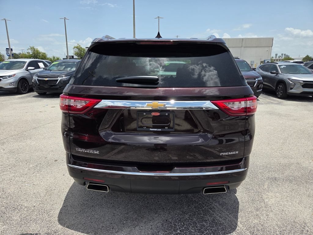 Used 2020 Chevrolet Traverse Premier w/ LPO, Floor Liner Package FWD image 12