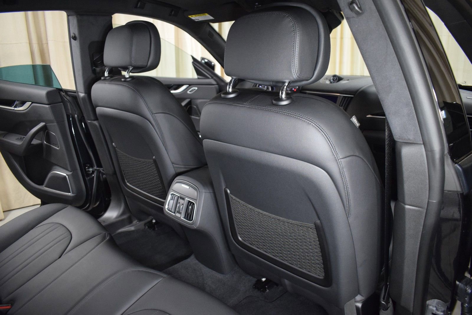 Certified 2023 Maserati Levante GT AWD/4WD image 20