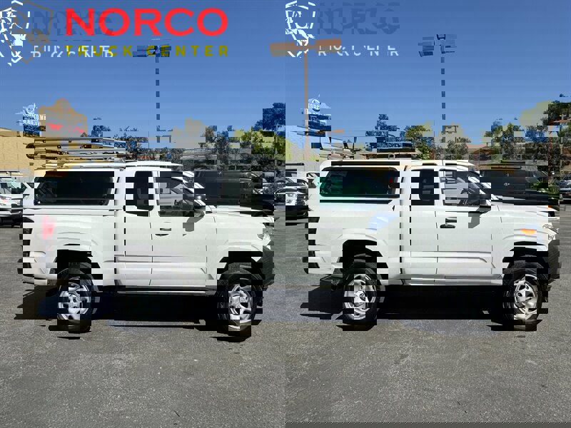Used 2022 Toyota Tacoma SR