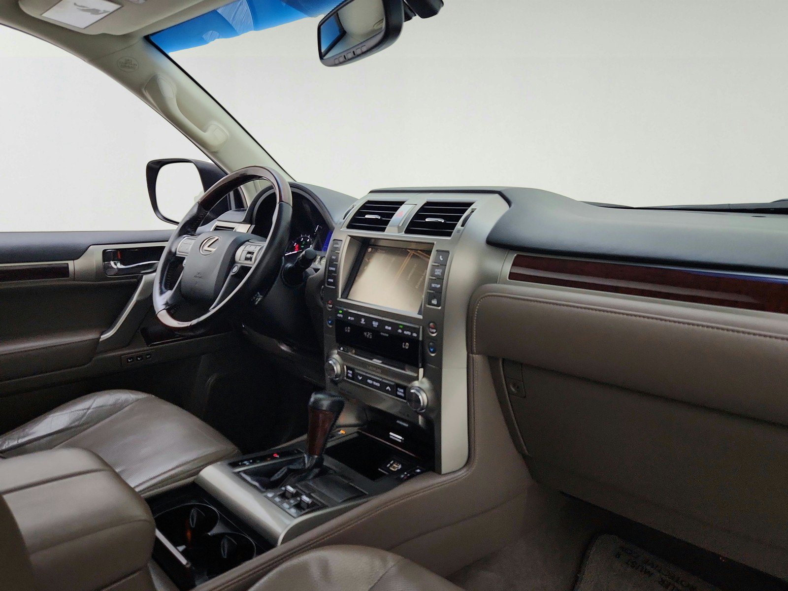 Used 2017 Lexus GX 460 Premium AWD/4WD image 26