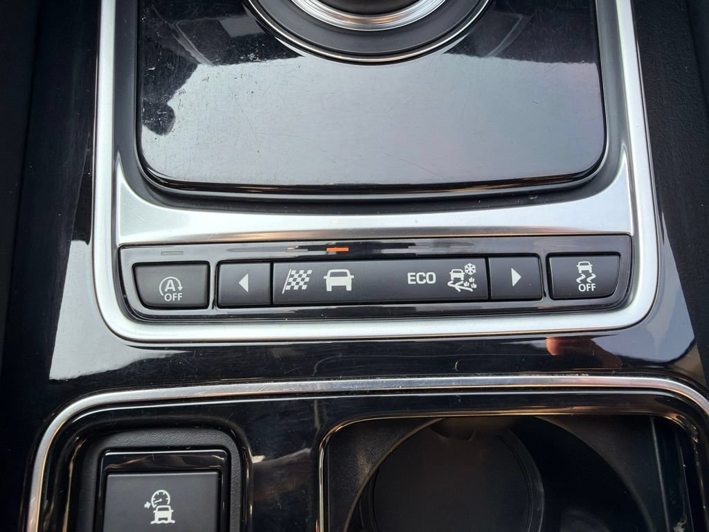 Used 2020 Jaguar F-PACE S AWD/4WD image 23