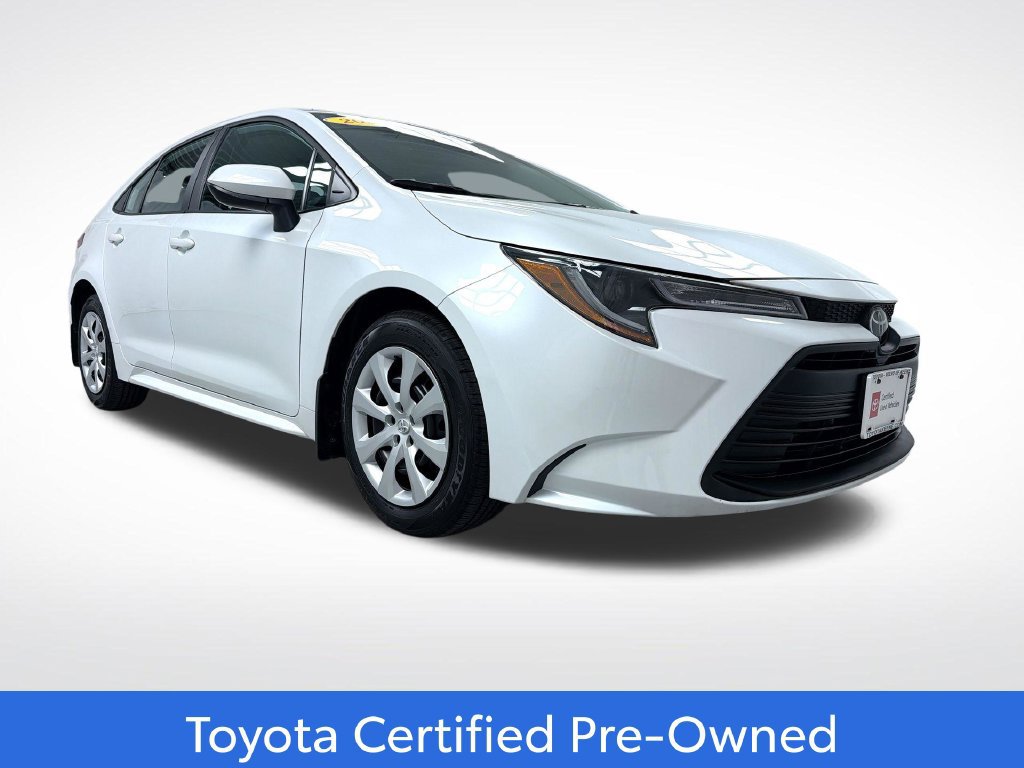 Certified 2024 Toyota Corolla LE FWD image 1