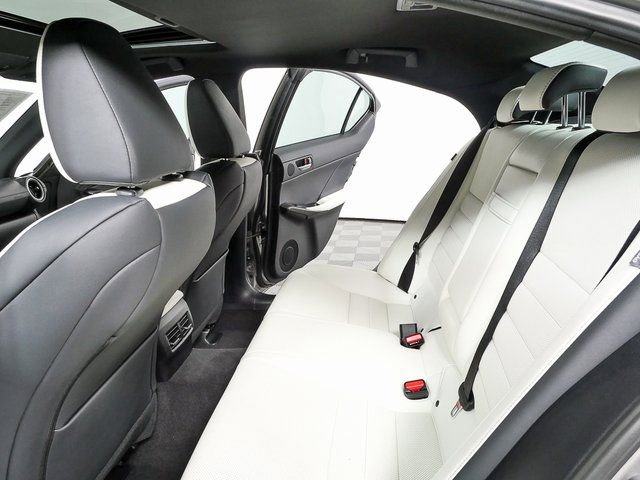 Used 2022 Lexus IS 350 F Sport image 20