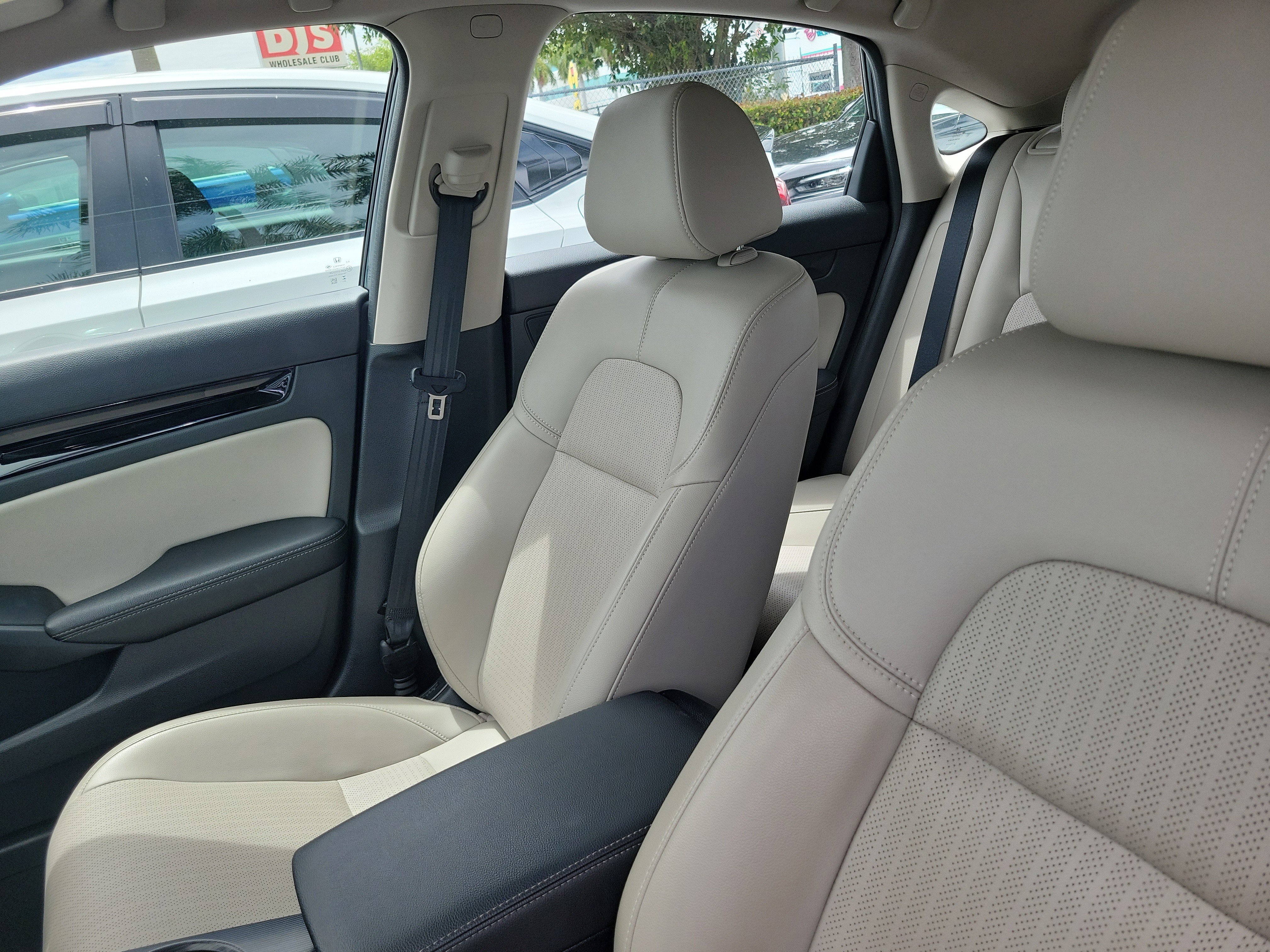 Certified 2024 Honda Civic EX-L image 17