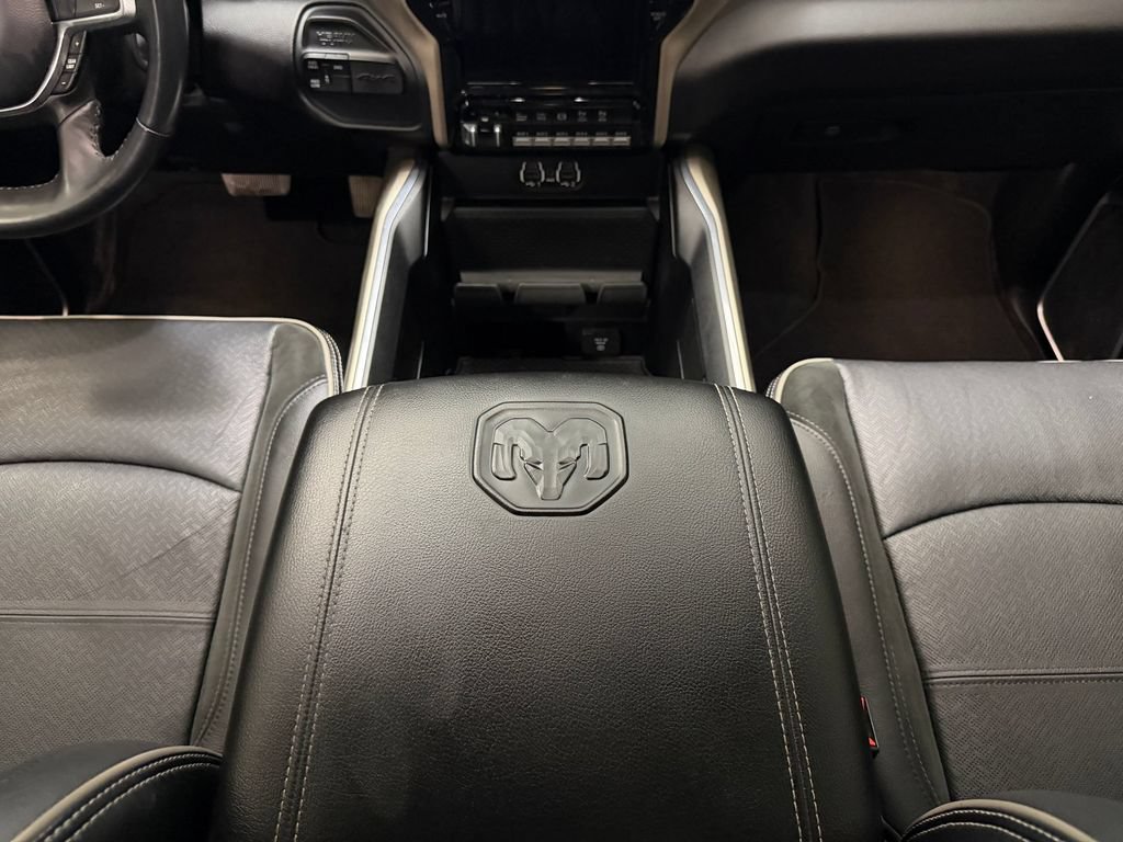 Used 2023 RAM 3500 Laramie AWD/4WD image 15