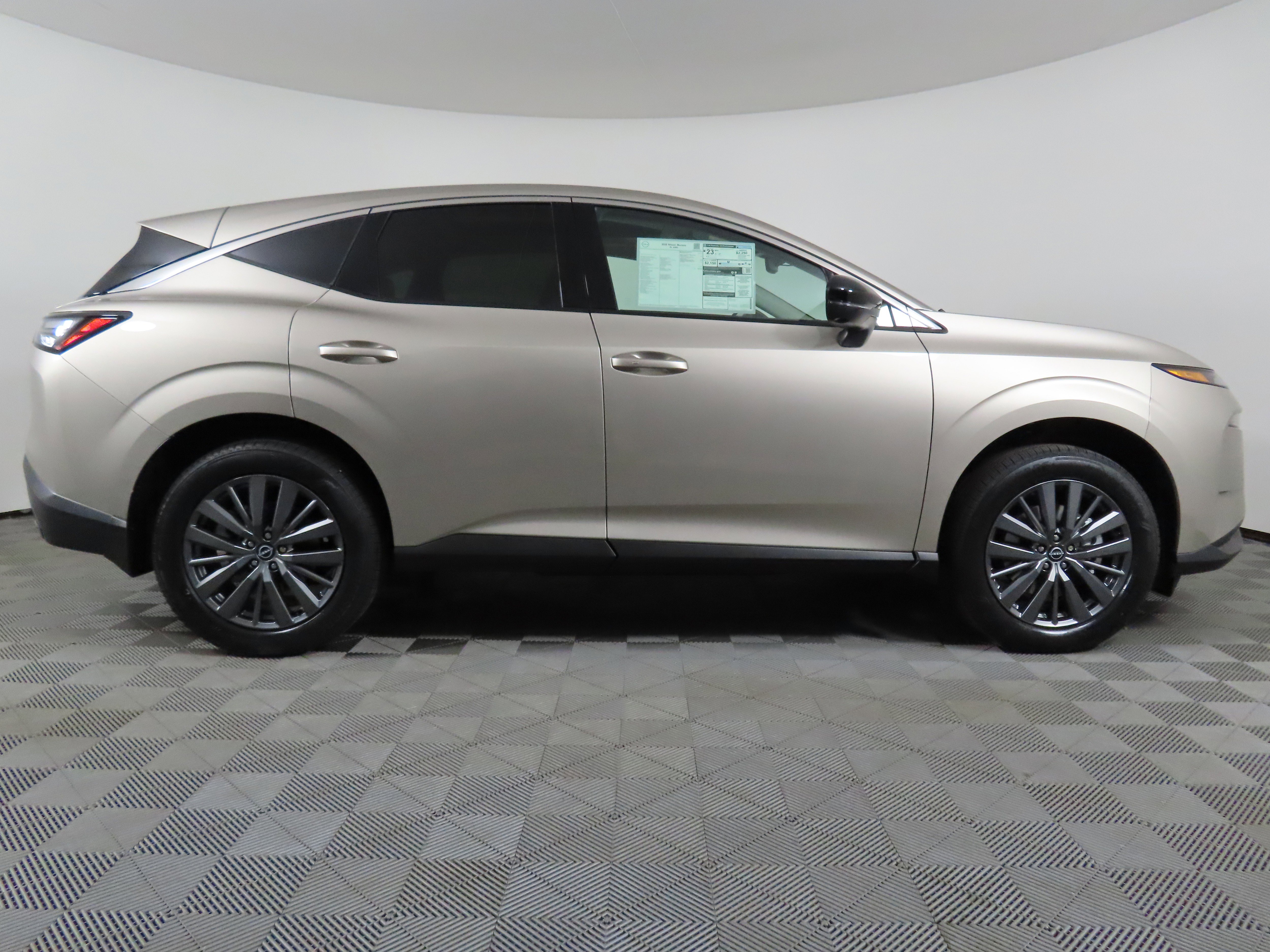 New 2026 Nissan Murano SL w/ Cargo Package AWD/4WD image 2