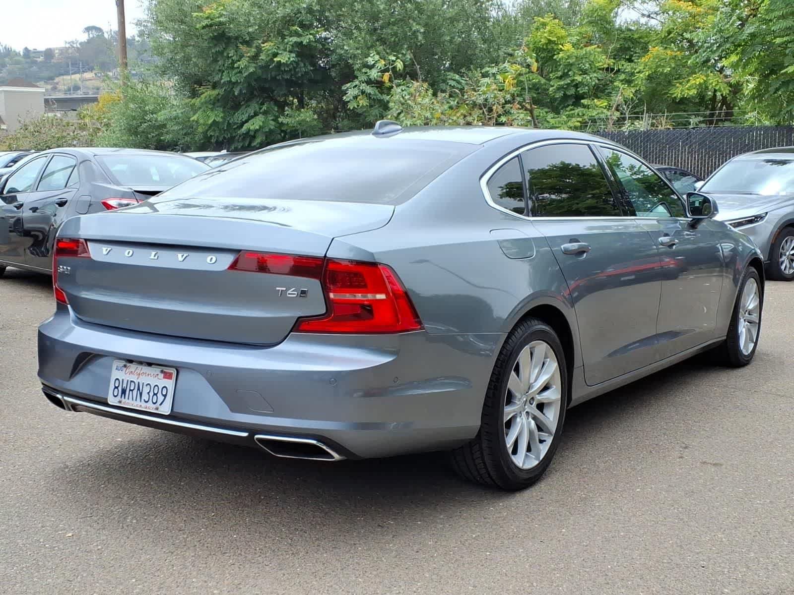 Used 2018 Volvo S90 T6 Momentum w/ Convenience Package AWD/4WD image 4