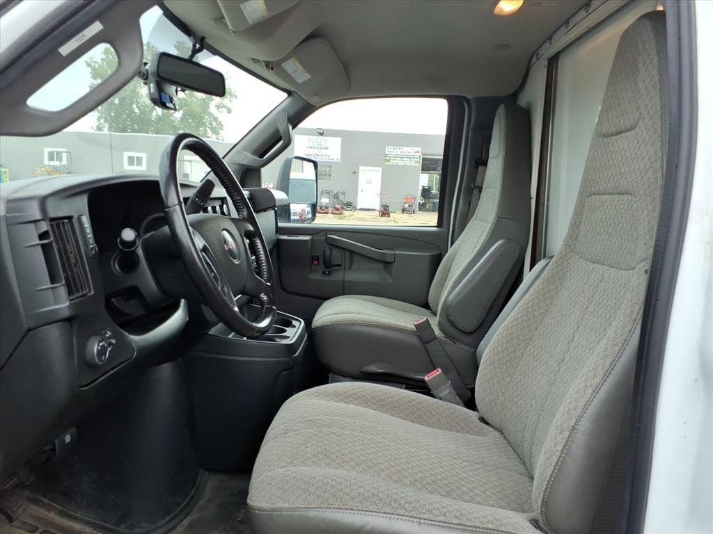 Used 2022 GMC Savana 3500 Extended w/ Power Convenience Package image 7