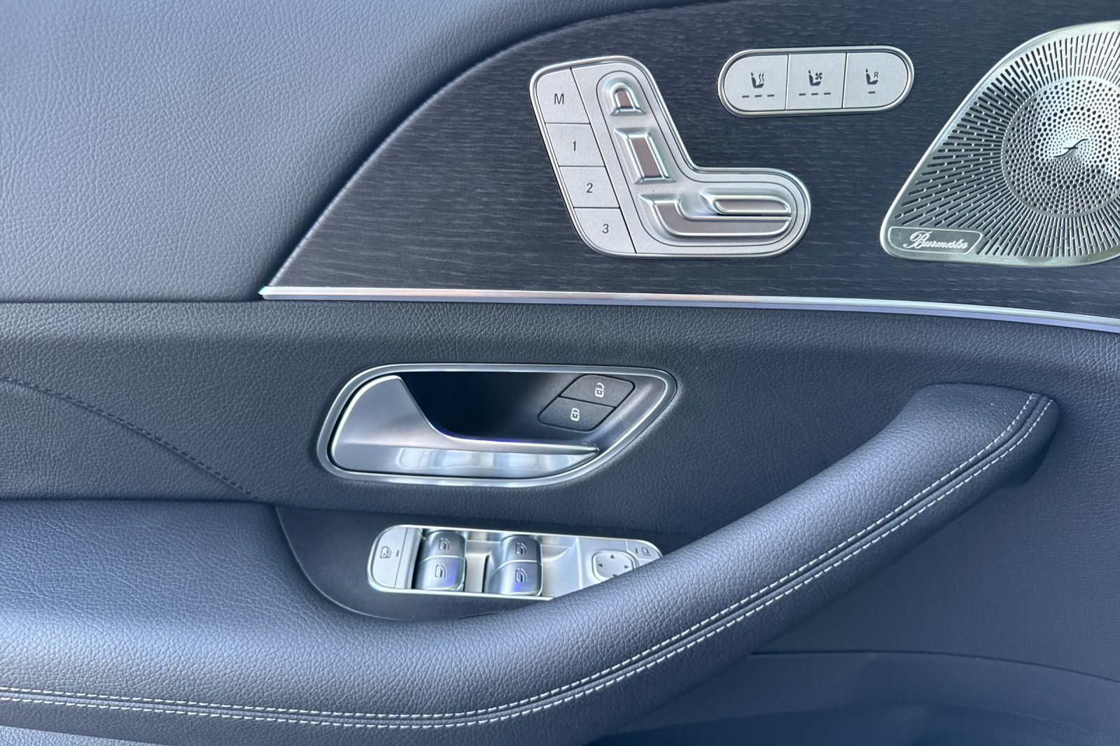 New 2026 Mercedes-Benz GLE 450 4MATIC image 11