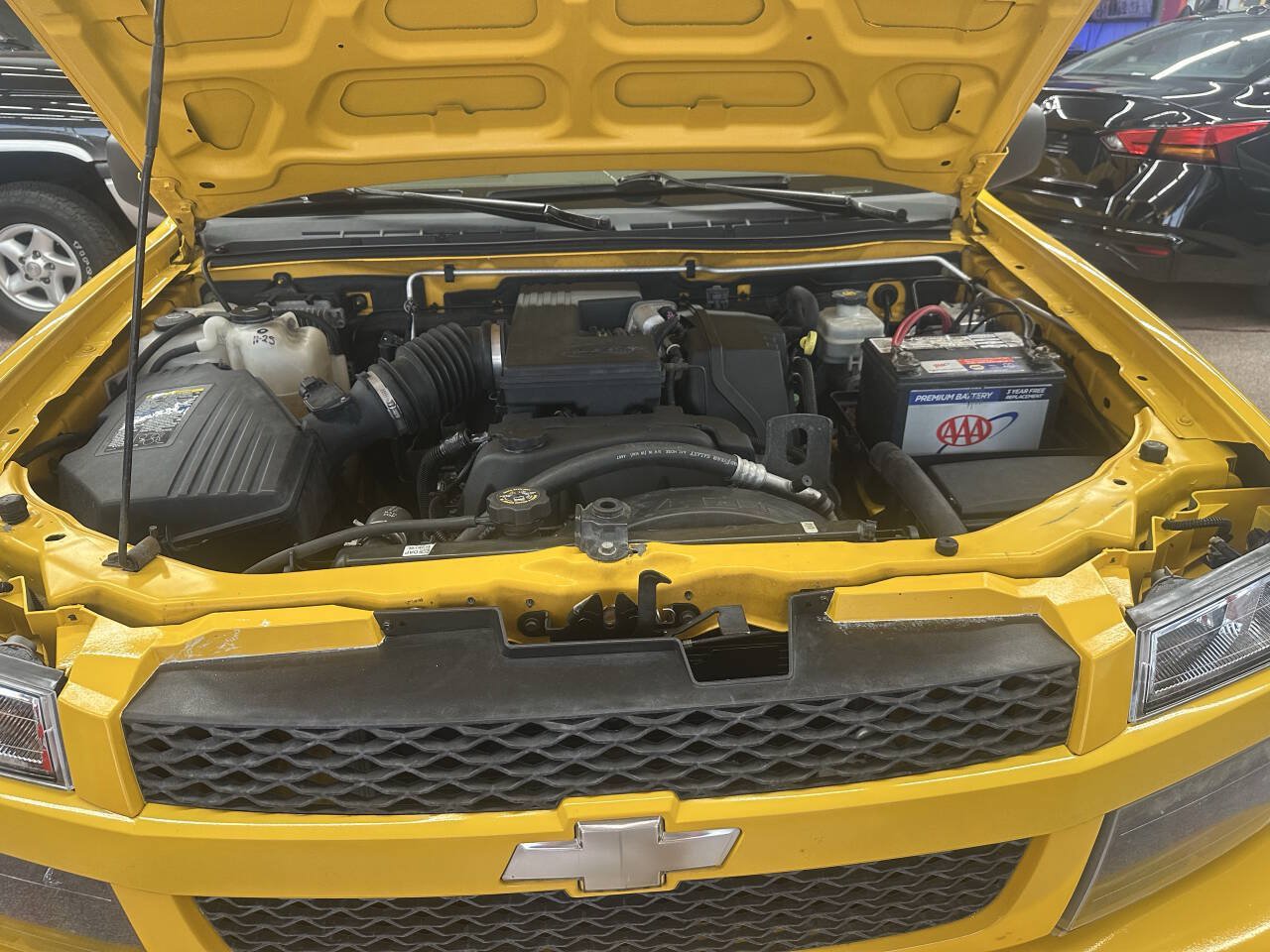 Used 2004 Chevrolet Colorado LS RWD image 16
