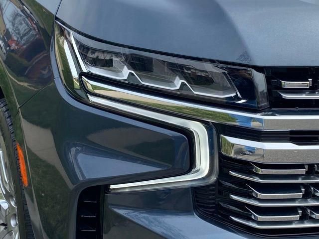 Used 2021 Chevrolet Suburban Premier AWD/4WD image 8