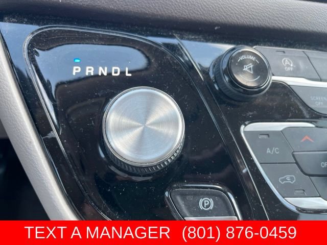 Used 2017 Chrysler Pacifica Touring FWD image 20