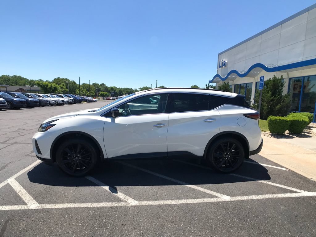 Used 2024 Nissan Murano SV w/ SV Midnight Edition Package AWD/4WD image 4