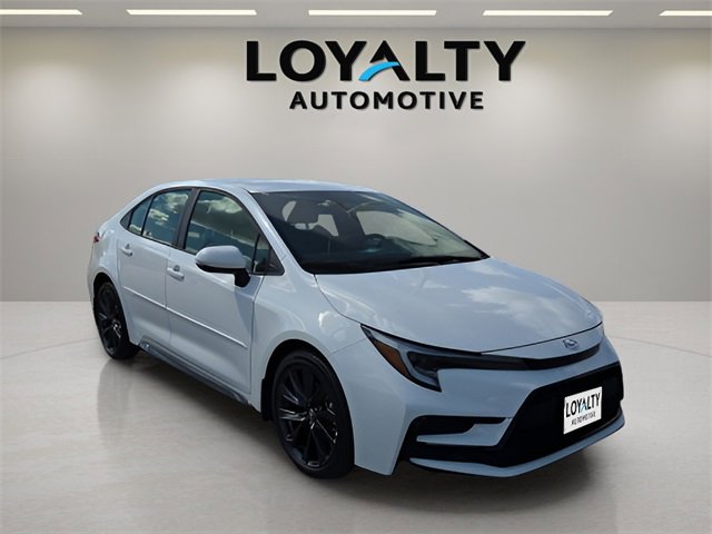 Used 2026 Toyota Corolla SE w/ SE Package image 7