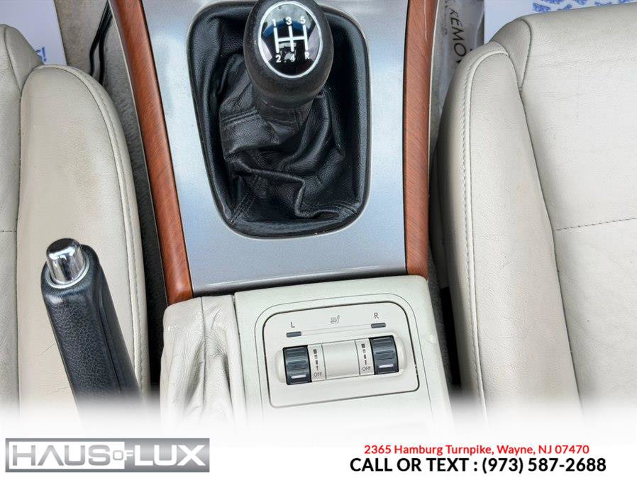 Used 2006 Subaru Outback 2.5i Limited AWD/4WD image 24