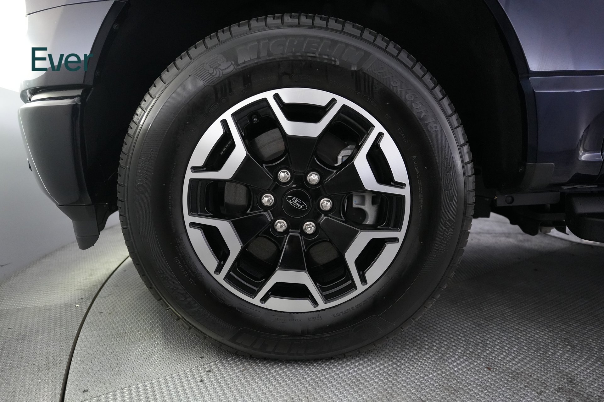 Used 2023 Ford F150 Lightning XLT AWD/4WD image 13