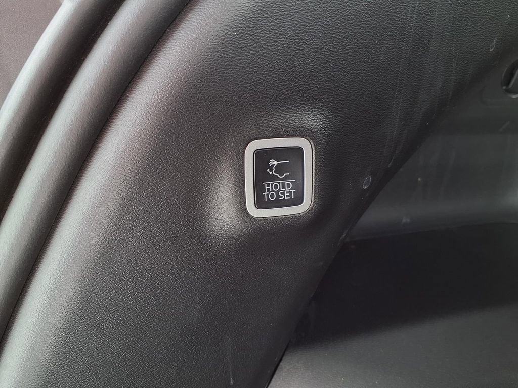 Used 2024 Jeep Wagoneer Launch Edition image 35