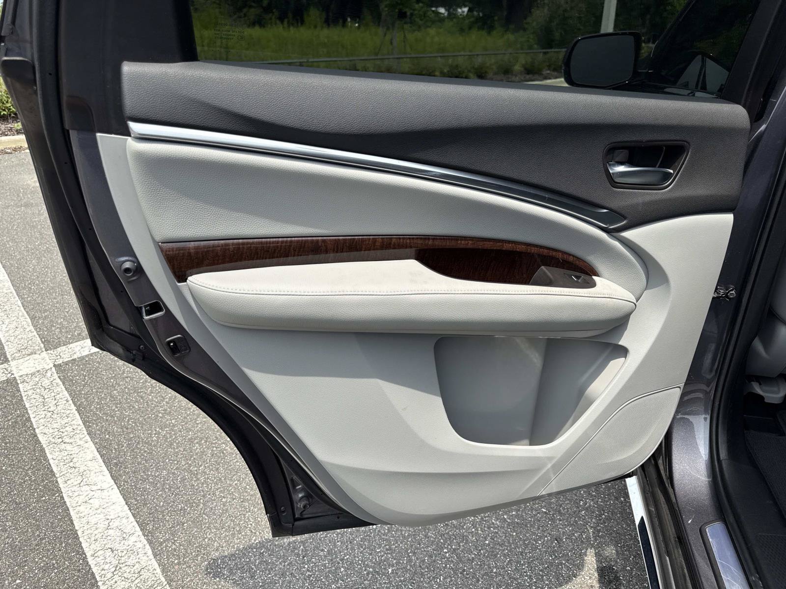 Used 2018 Acura MDX SH-AWD w/ Technology Package image 9