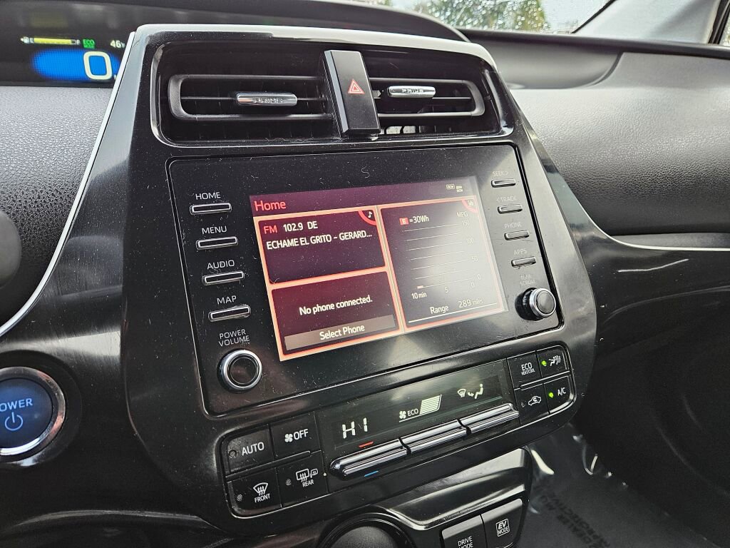 Used 2020 Toyota Prius XLE image 4