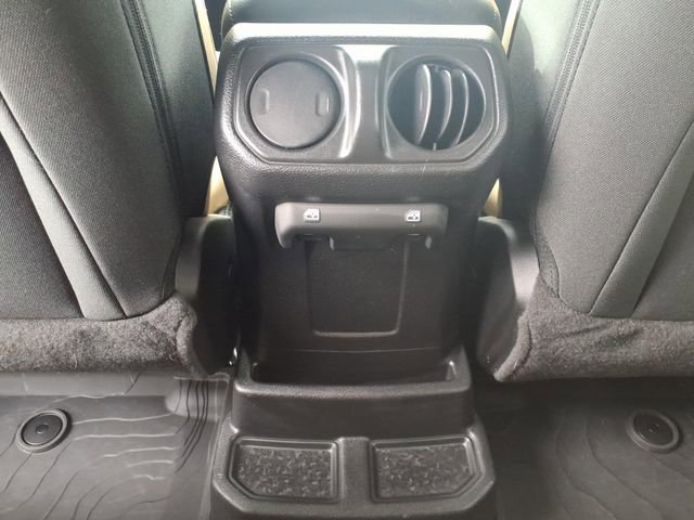 Certified 2023 Jeep Wrangler Unlimited w/ Cold Weather Group image 17