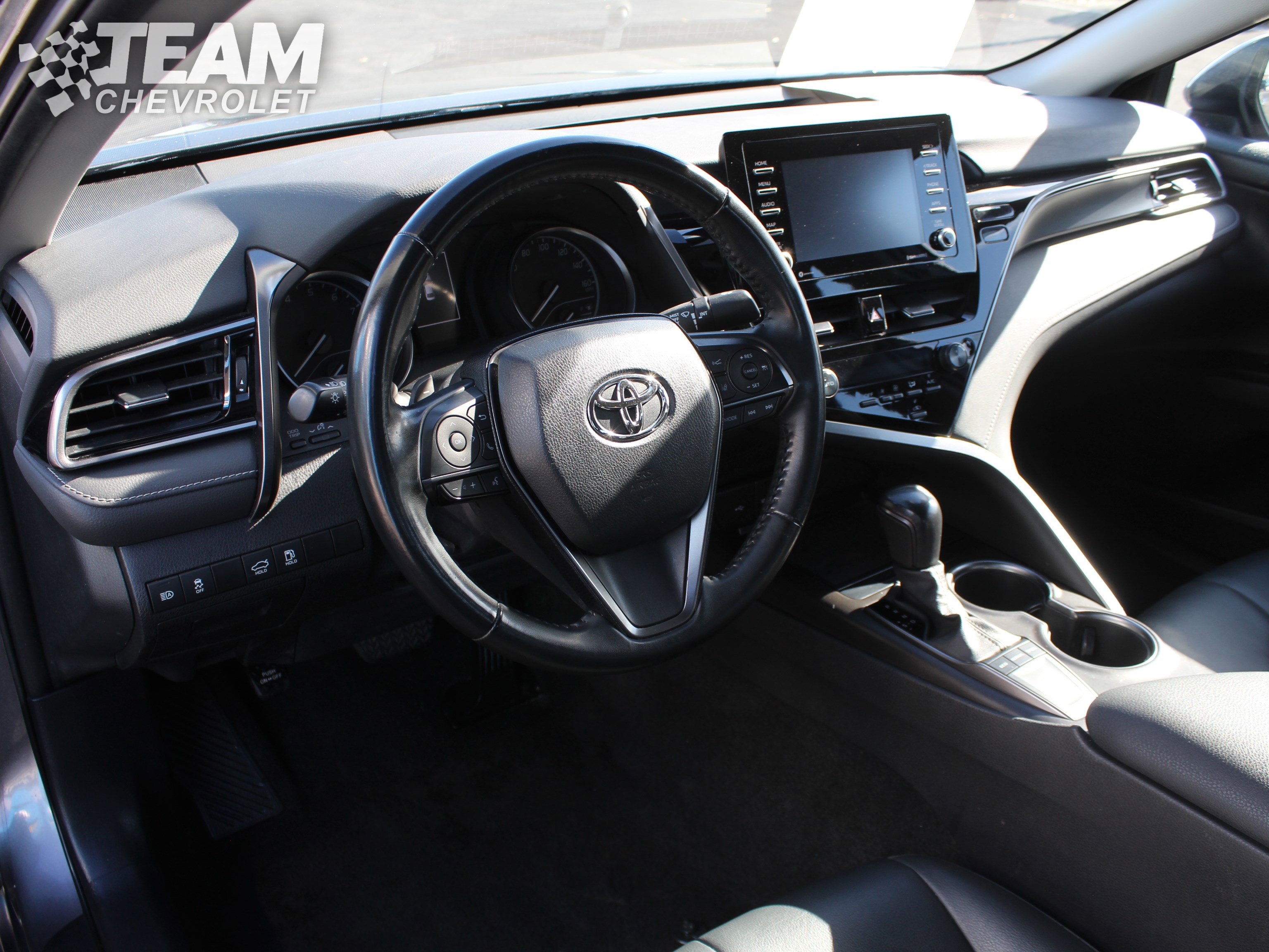 Used 2023 Toyota Camry SE image 12