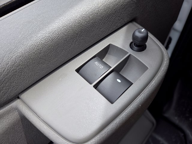 New 2026 GMC Savana 3500 w/ Driver Convenience Package RWD image 8