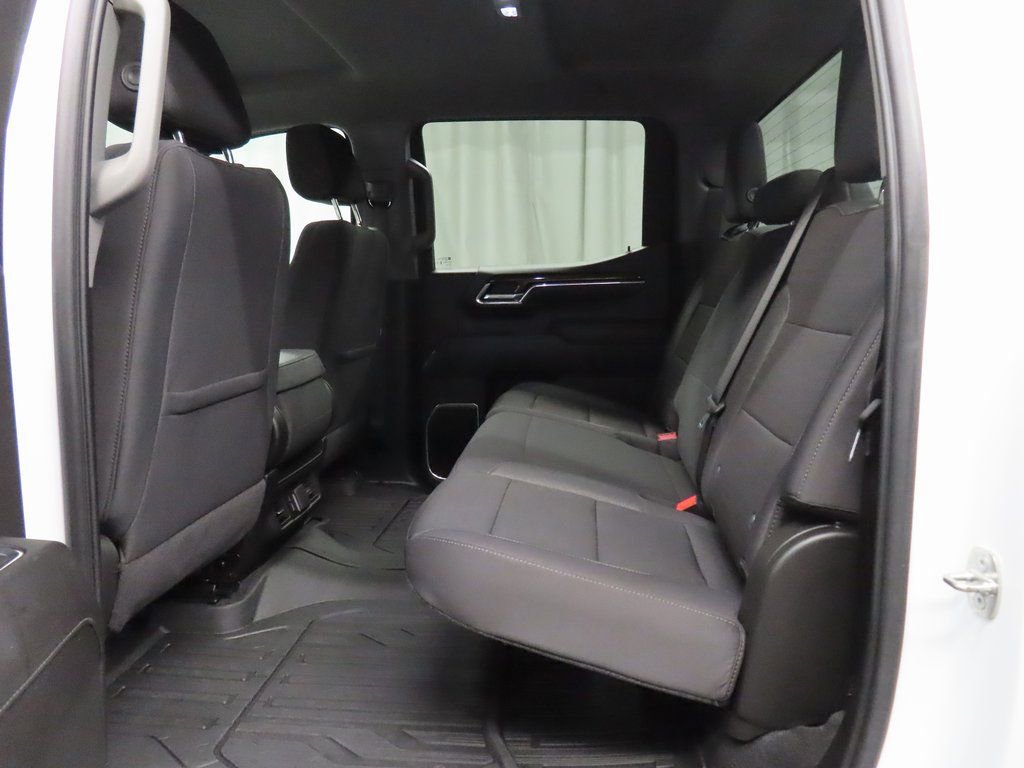 Used 2024 GMC Sierra 1500 SLE w/ X31 Off-Road Package image 10