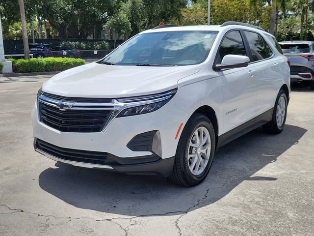 Used 2024 Chevrolet Equinox LT image 2
