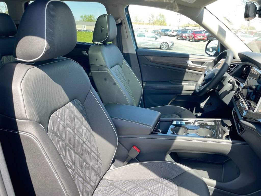 New 2025 Volkswagen Atlas SEL Premium R-Line image 50