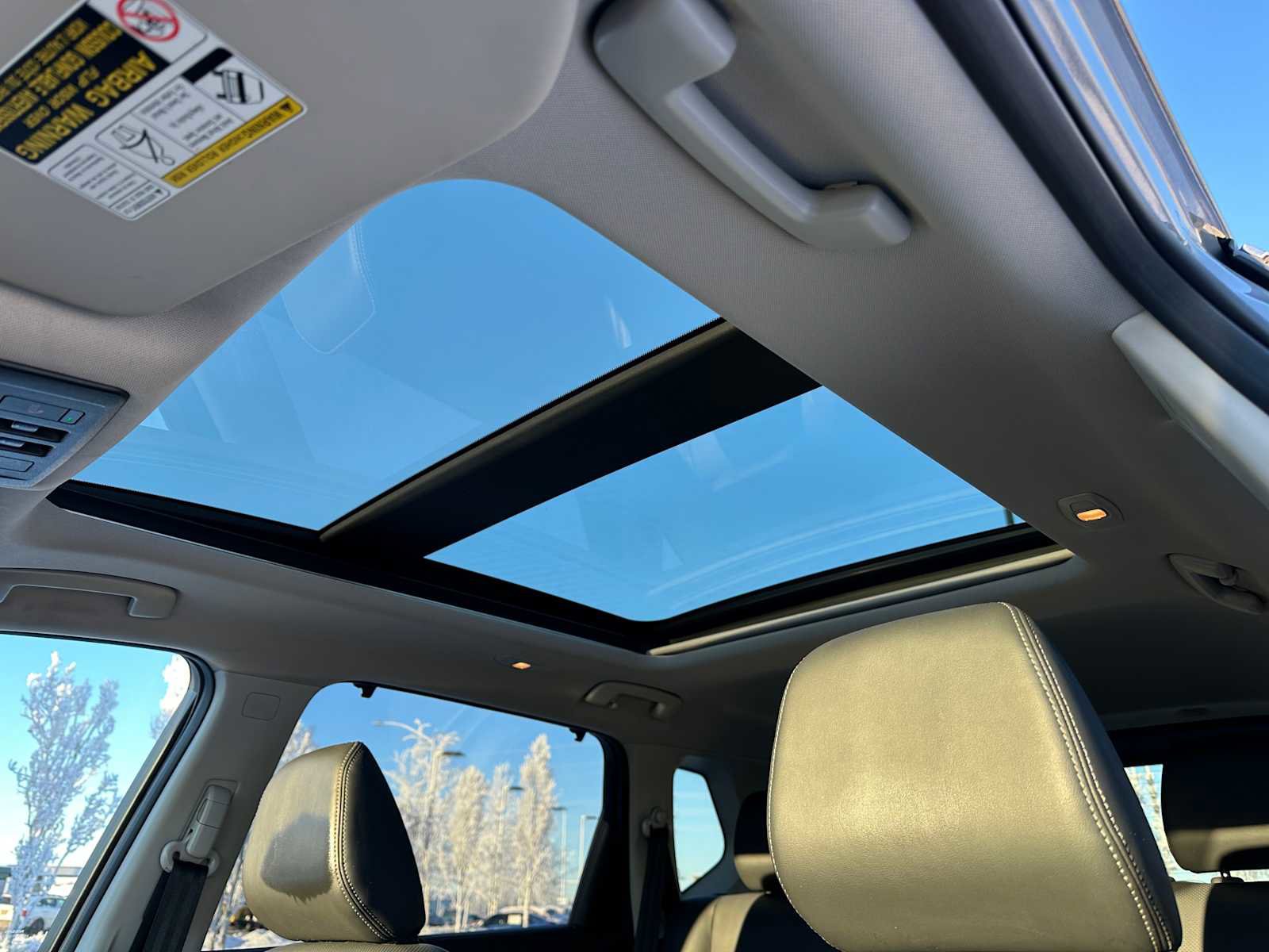 Used 2021 Nissan Rogue Platinum image 22