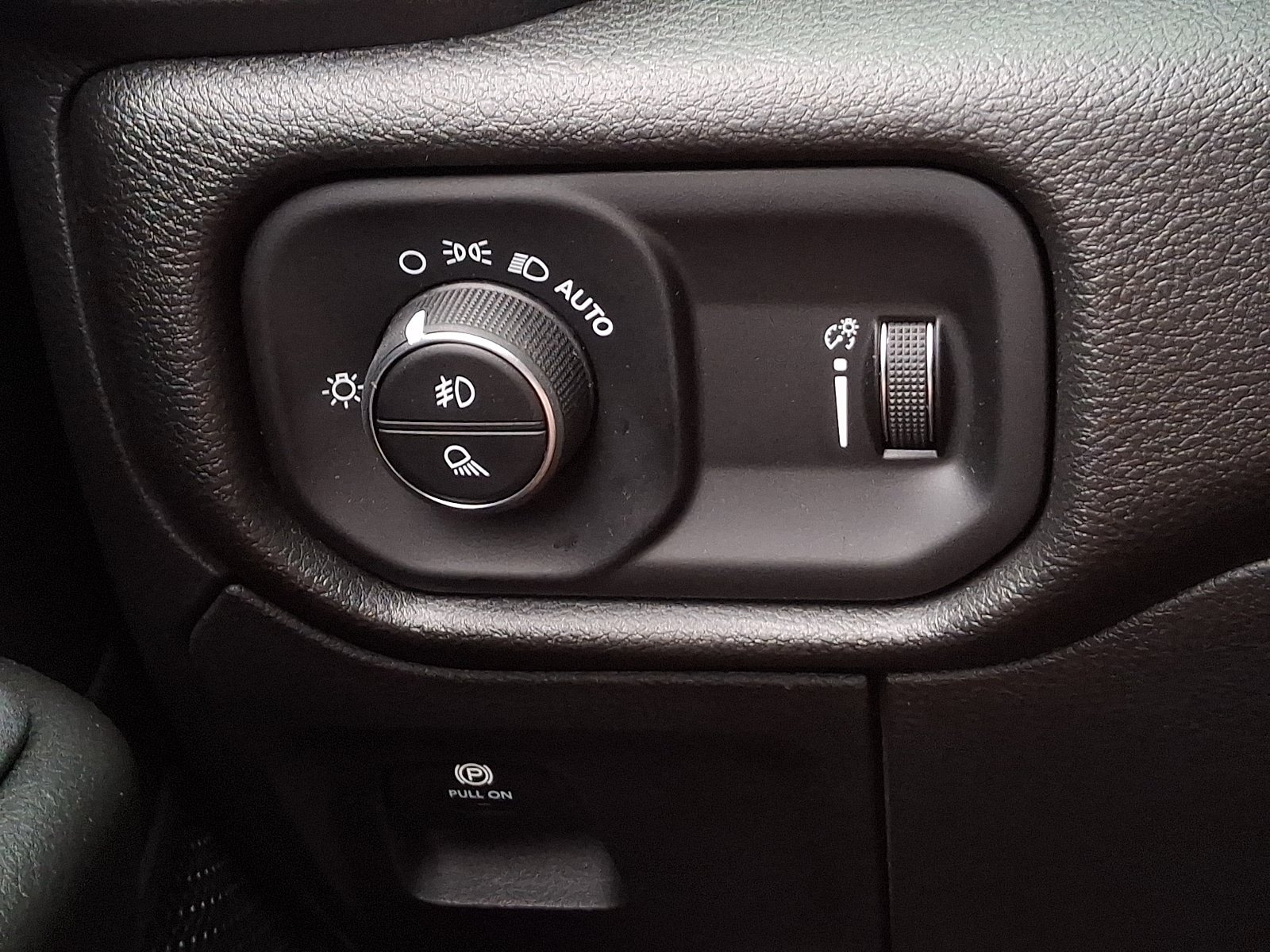 Certified 2026 RAM 1500 Warlock AWD/4WD image 23