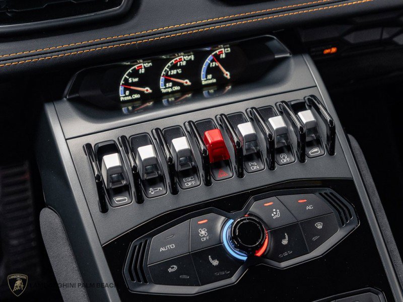 Used 2019 Lamborghini Huracan LP 580-2 RWD image 14