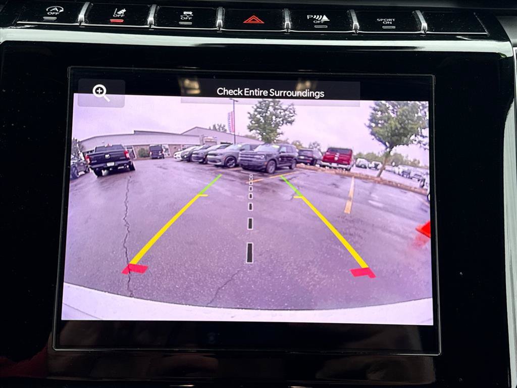 Used 2023 Jeep Grand Cherokee L Laredo AWD/4WD image 15