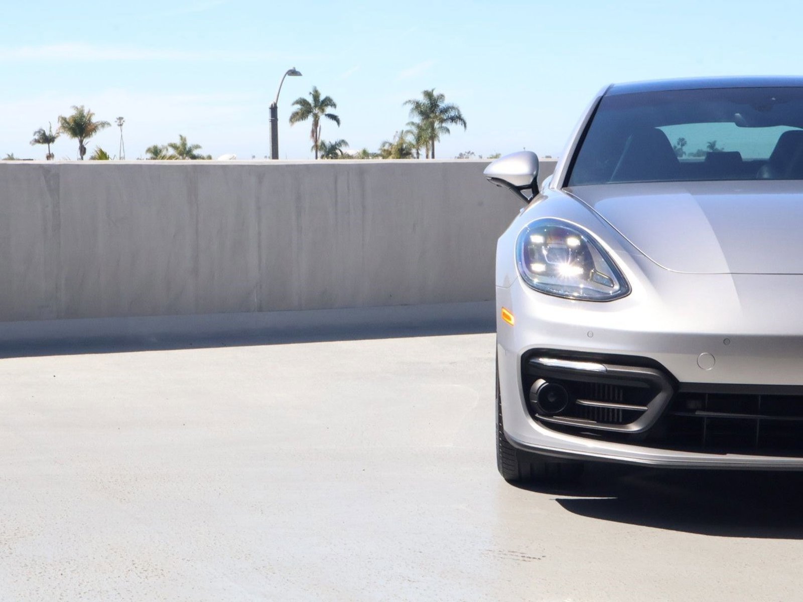 Certified 2023 Porsche Panamera 4 image 12