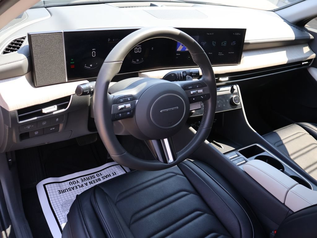 Used 2025 Hyundai Sonata SEL FWD image 22