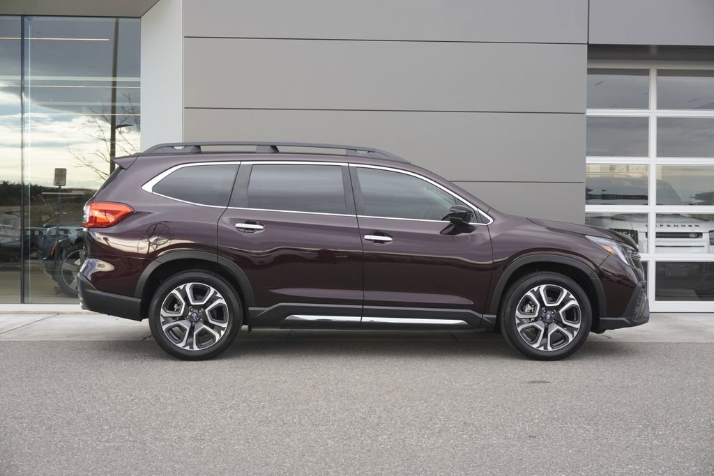 Used 2024 Subaru Ascent Touring image 7