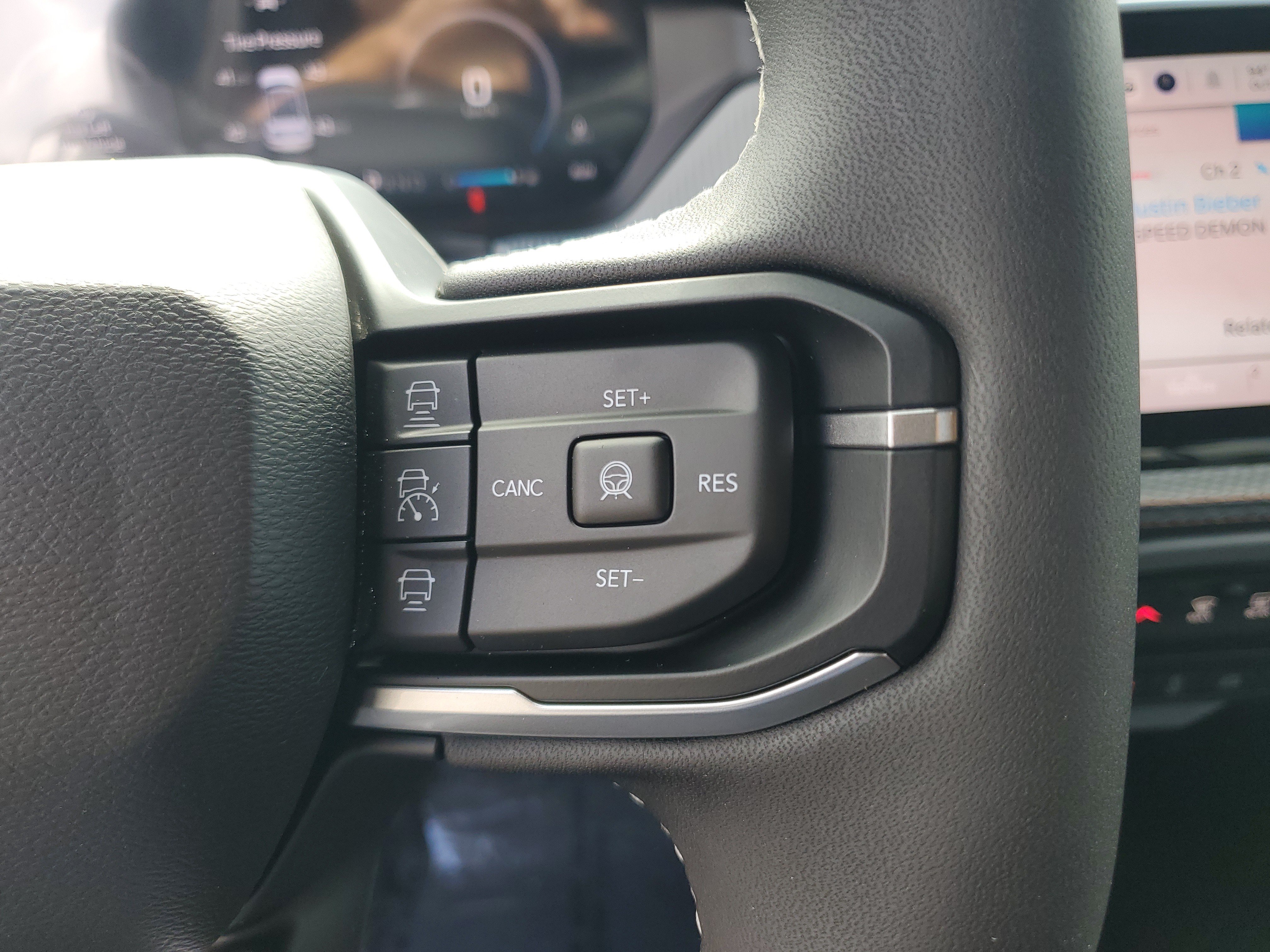New 2026 Jeep Cherokee Limited AWD/4WD image 25