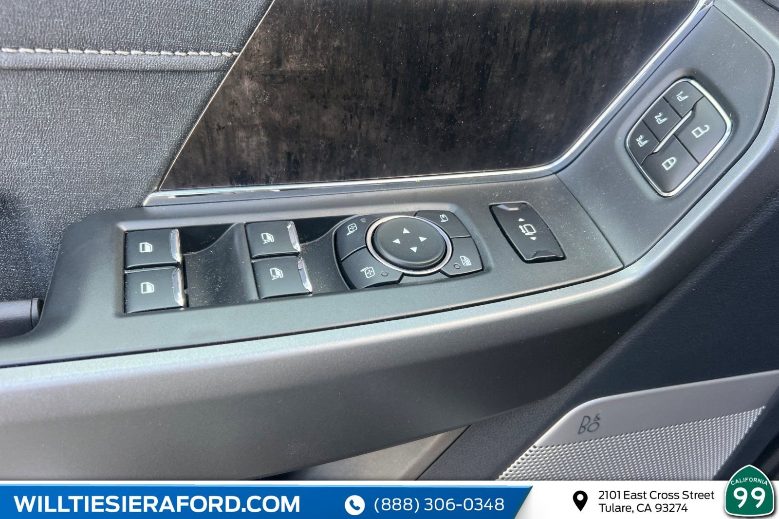 New 2026 Ford F350 Lariat w/ Black Appearance Package image 12