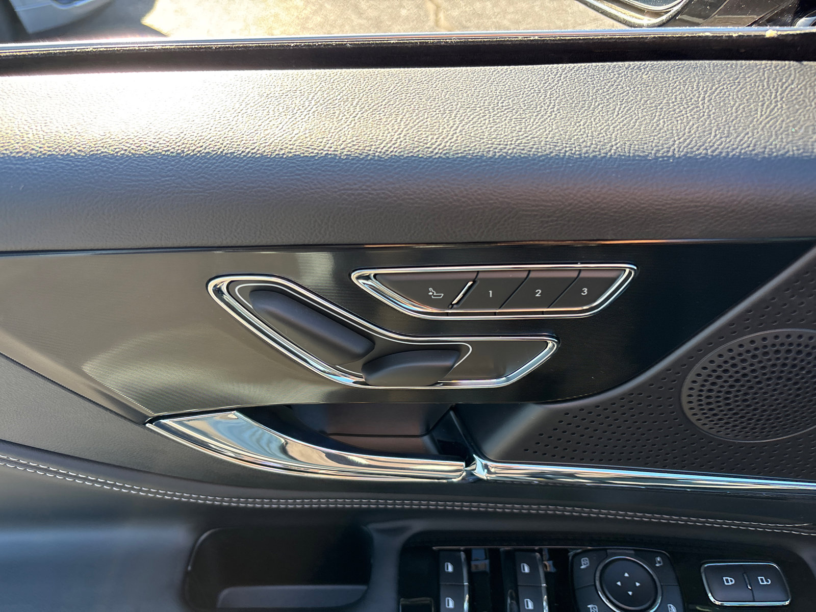 New 2026 Lincoln Corsair Reserve AWD/4WD image 12